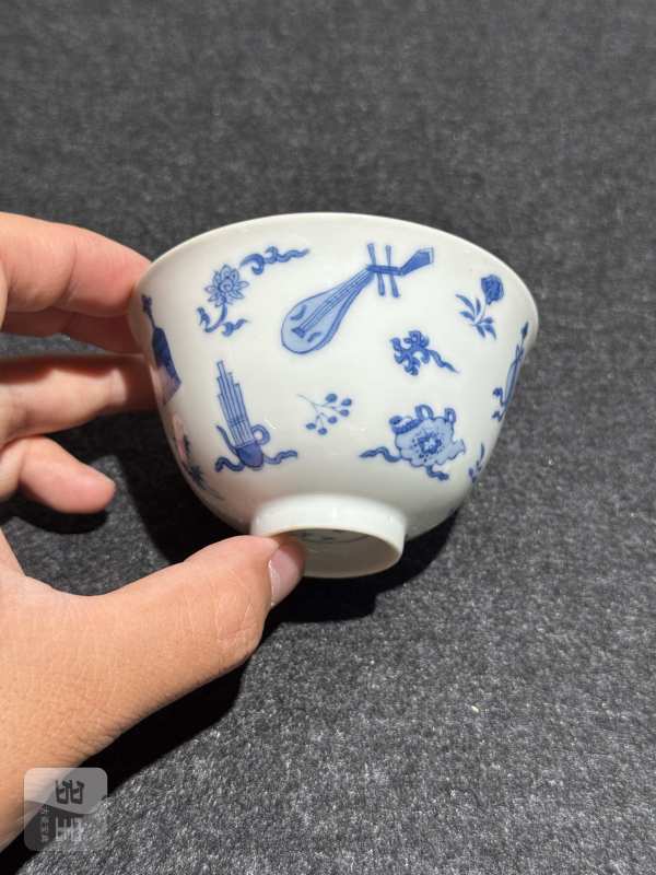 清康熙 青花杂宝纹茶圆 - 图5